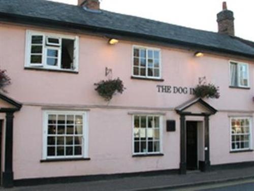 The Dog Inn Halstead  Dış mekan fotoğraf